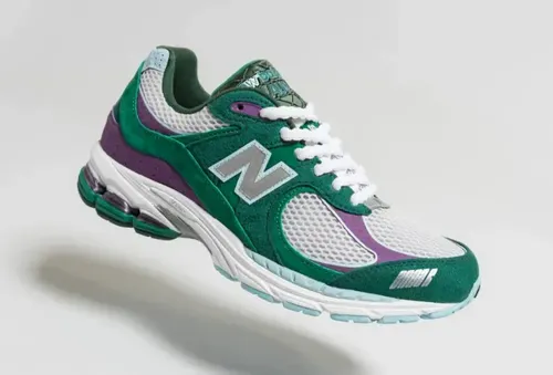 image de Up There New Balance 2002R Backyard Legends M2002RUT