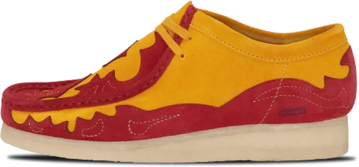 Supreme x Clarks Originals Wallabee GOLD