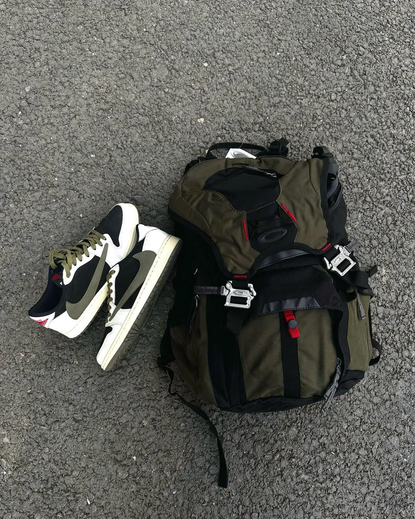 travis scott air jordan 1 low og sp wmns medium olive